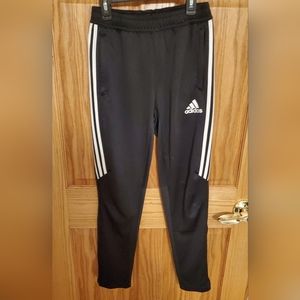 Adidas black warm up pants in youth large